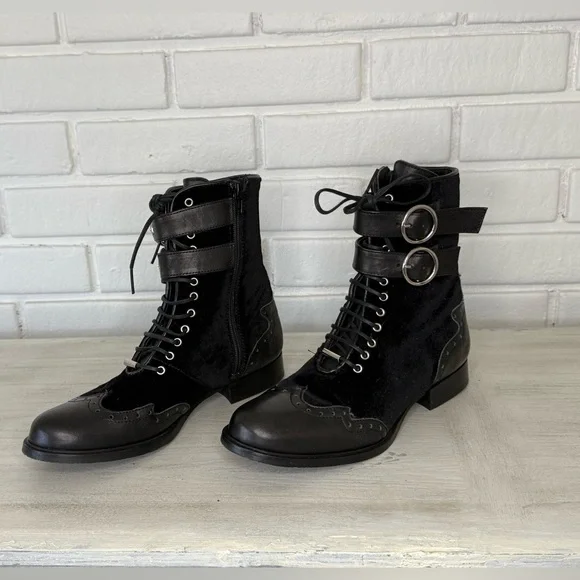 John Fluevog Black Women's Lace-Up Boots - Picture 2 of 16